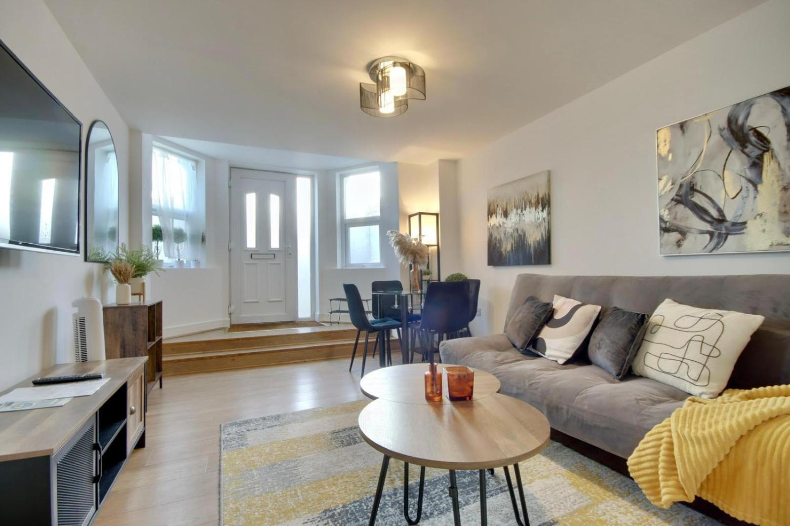 Southsea Getaway Apartment With Pool Table And Hot Tub Portsmouth Exteriér fotografie